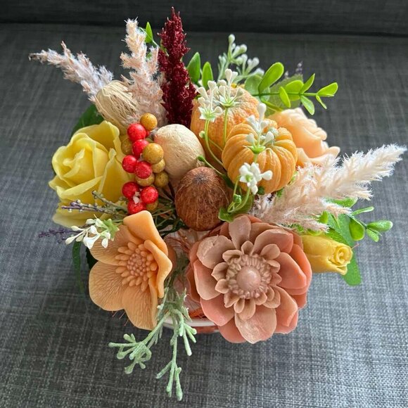 Soap Flowers Bouquet handmade gift FREE BAG and CARD - Picture 1 of 6